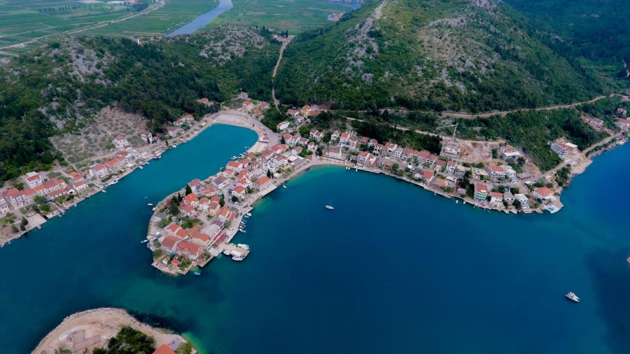 Apartment Antun - Adriatic Coast Retreat Blace Dış mekan fotoğraf