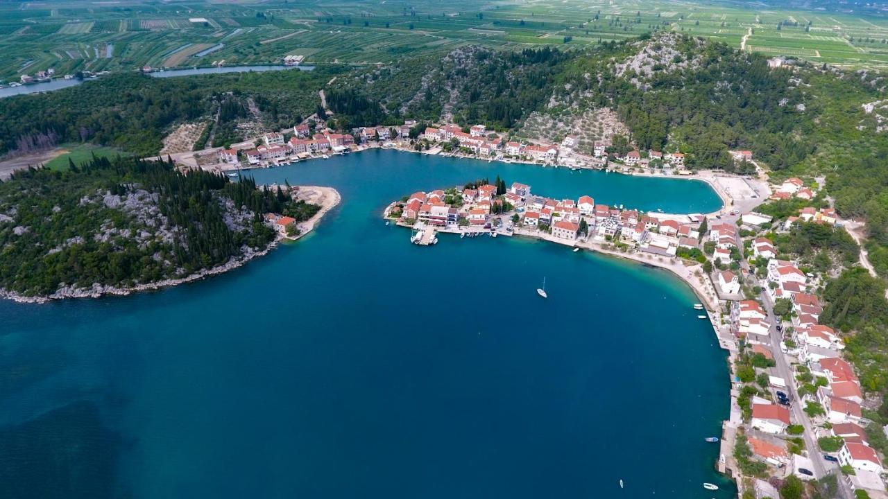 Apartment Antun - Adriatic Coast Retreat Blace Dış mekan fotoğraf