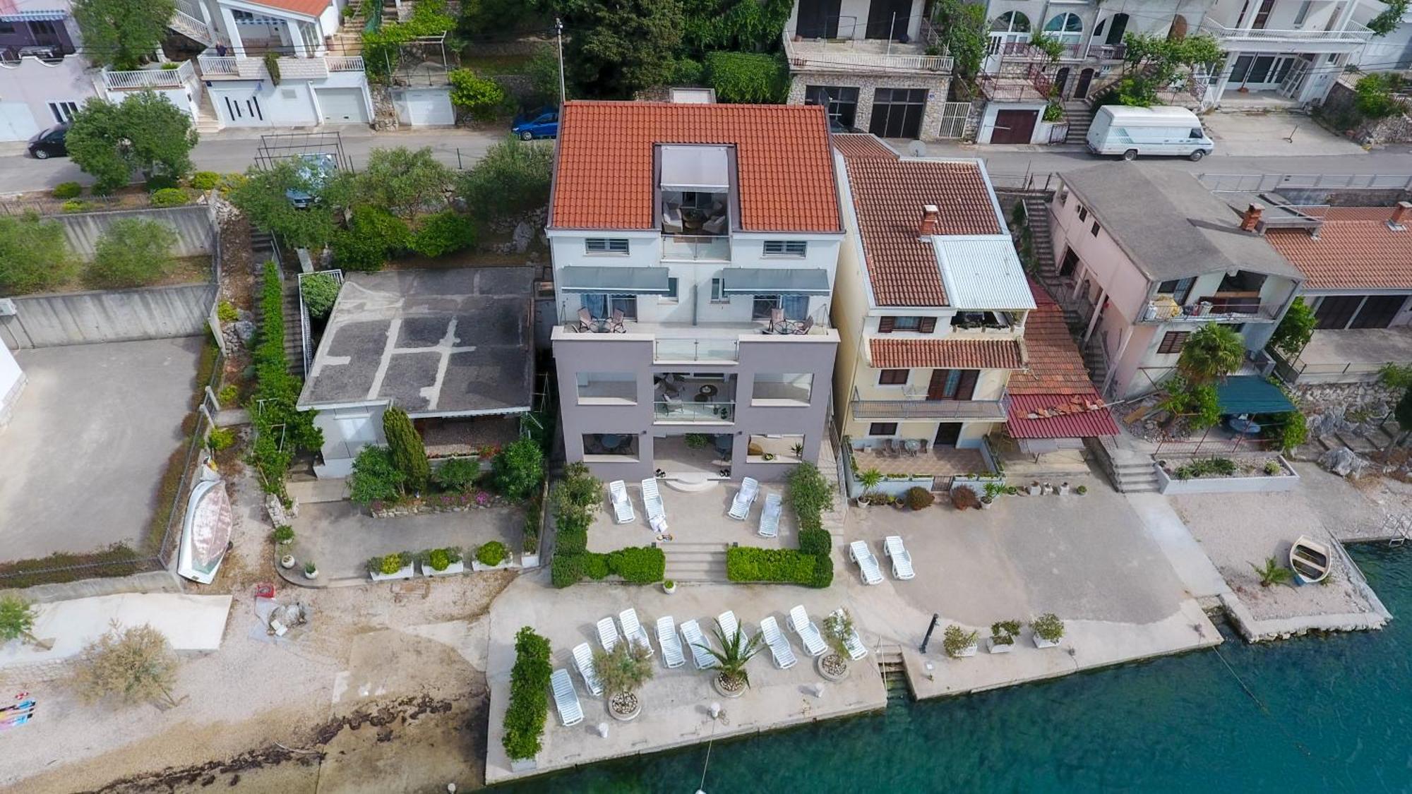 Apartment Antun - Adriatic Coast Retreat Blace Dış mekan fotoğraf