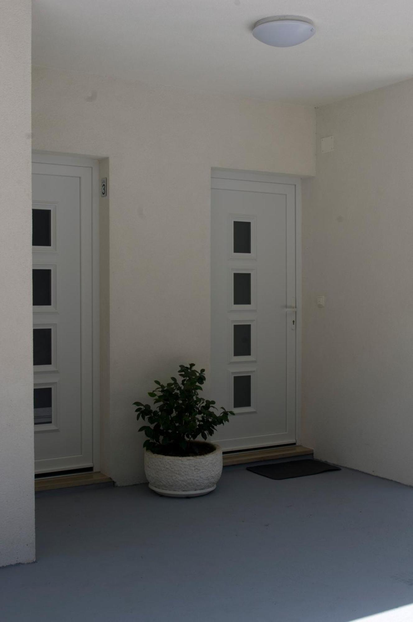 Apartment Antun - Adriatic Coast Retreat Blace Oda fotoğraf