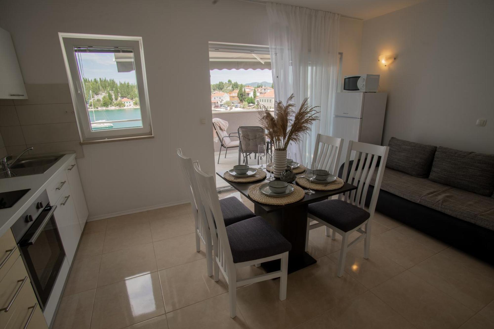 Apartment Antun - Adriatic Coast Retreat Blace Oda fotoğraf