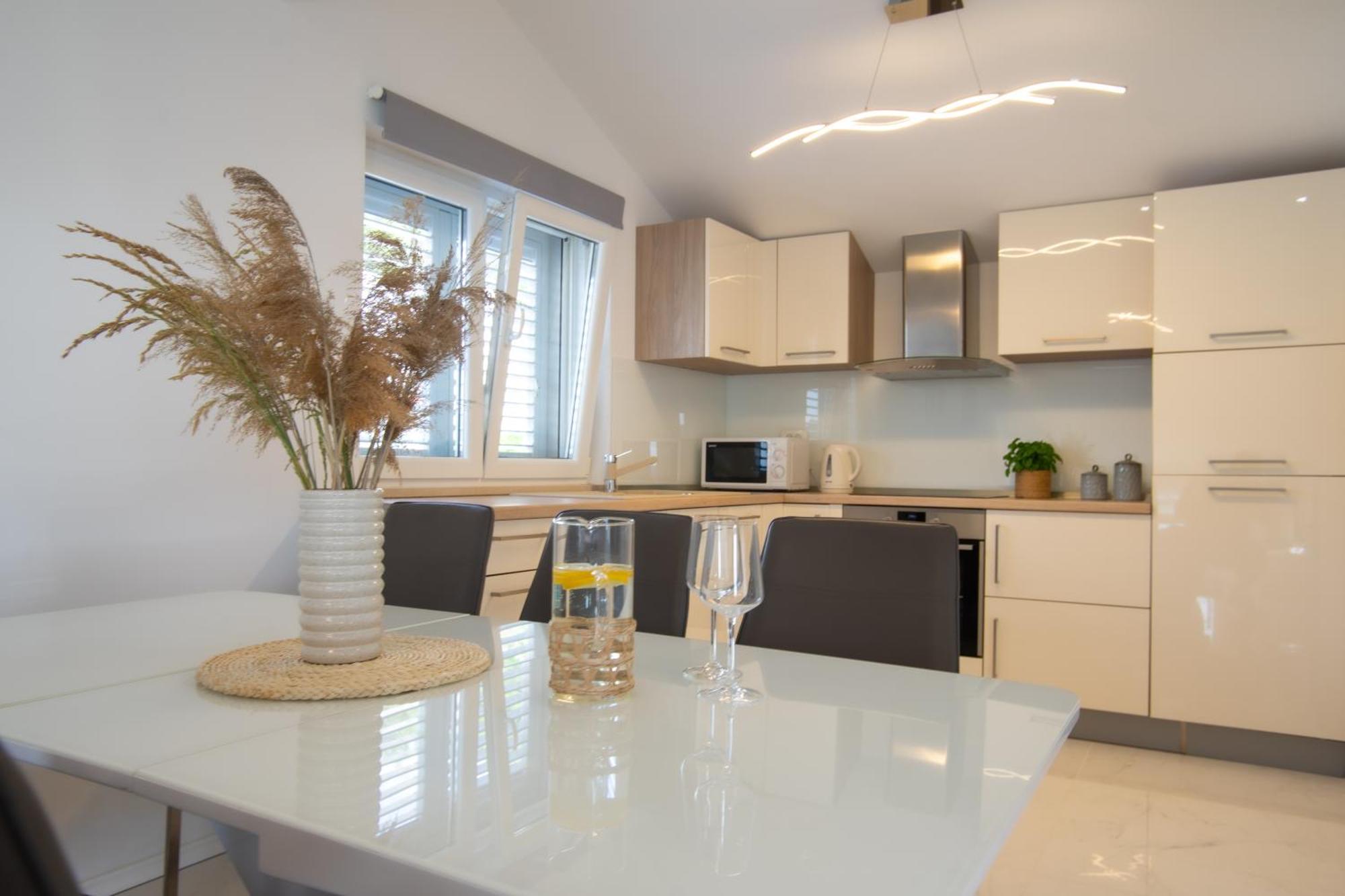Apartment Antun - Adriatic Coast Retreat Blace Oda fotoğraf